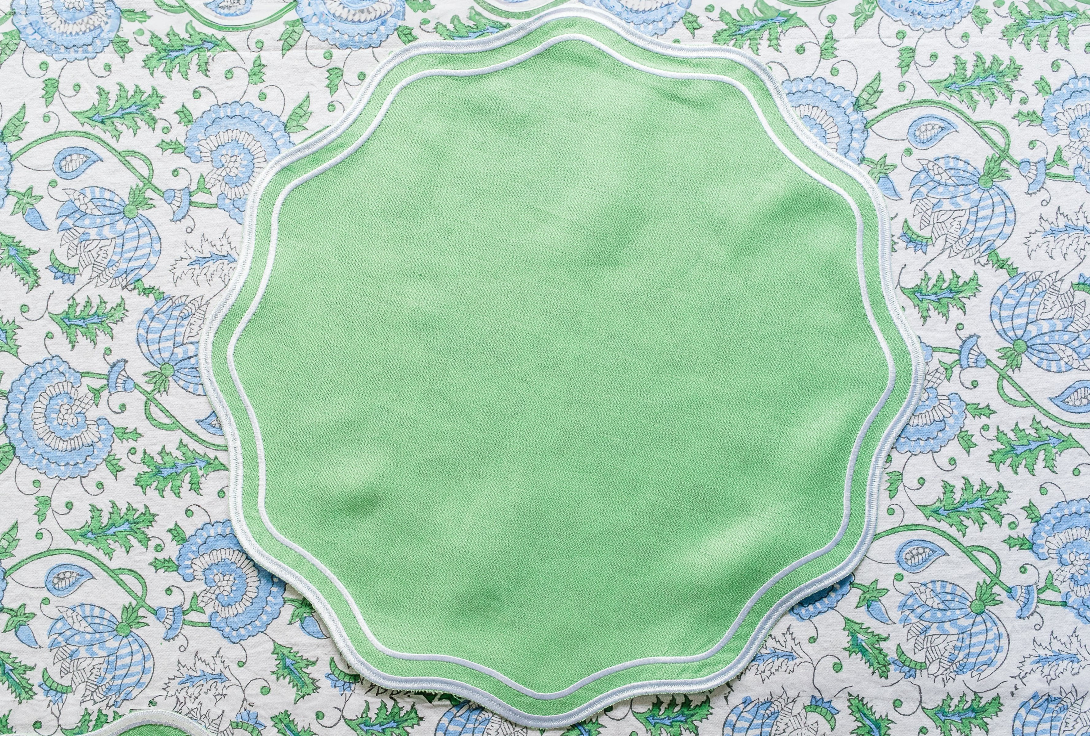 Green Linen Placemat / Napkin (Set of 4)